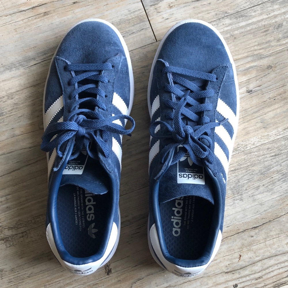 Adidas Campus shoes, suede upper, leather lining. Fits like a size 8.